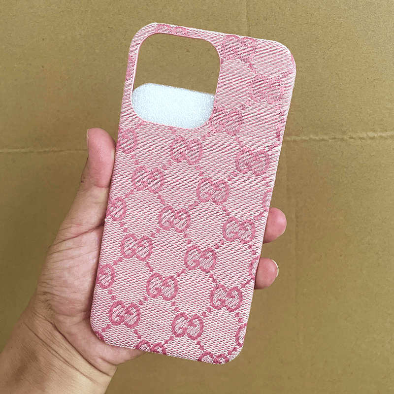 Pink Velvet iPhone Case 💘 - Haus Of Couture